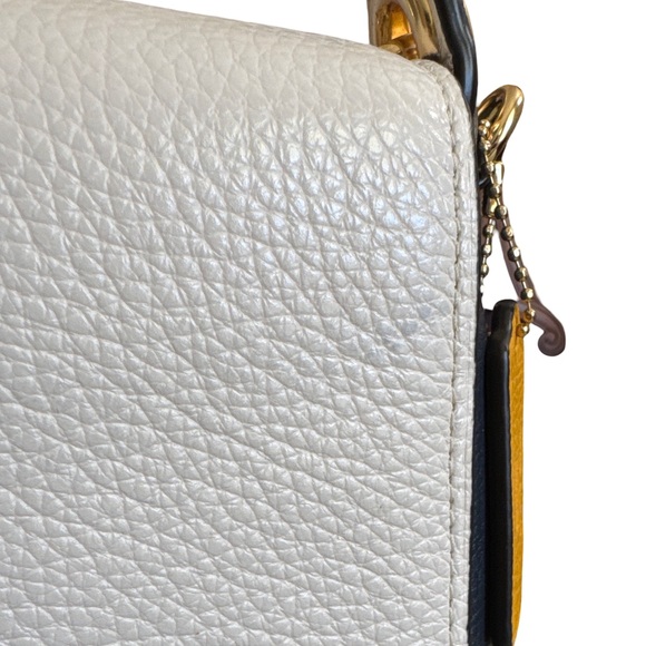 COACH x MARVEL Limited Ed. Jes Messenger With Carol Danvers - Picture 6 of 16